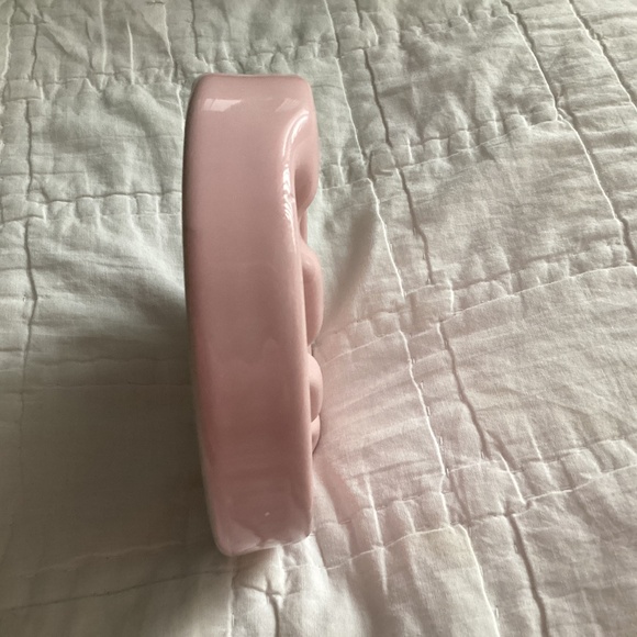 LIGHT PINK CERAMIC MID CENTURY MODERN LOOK ASHTRAY - Picture 5 of 7